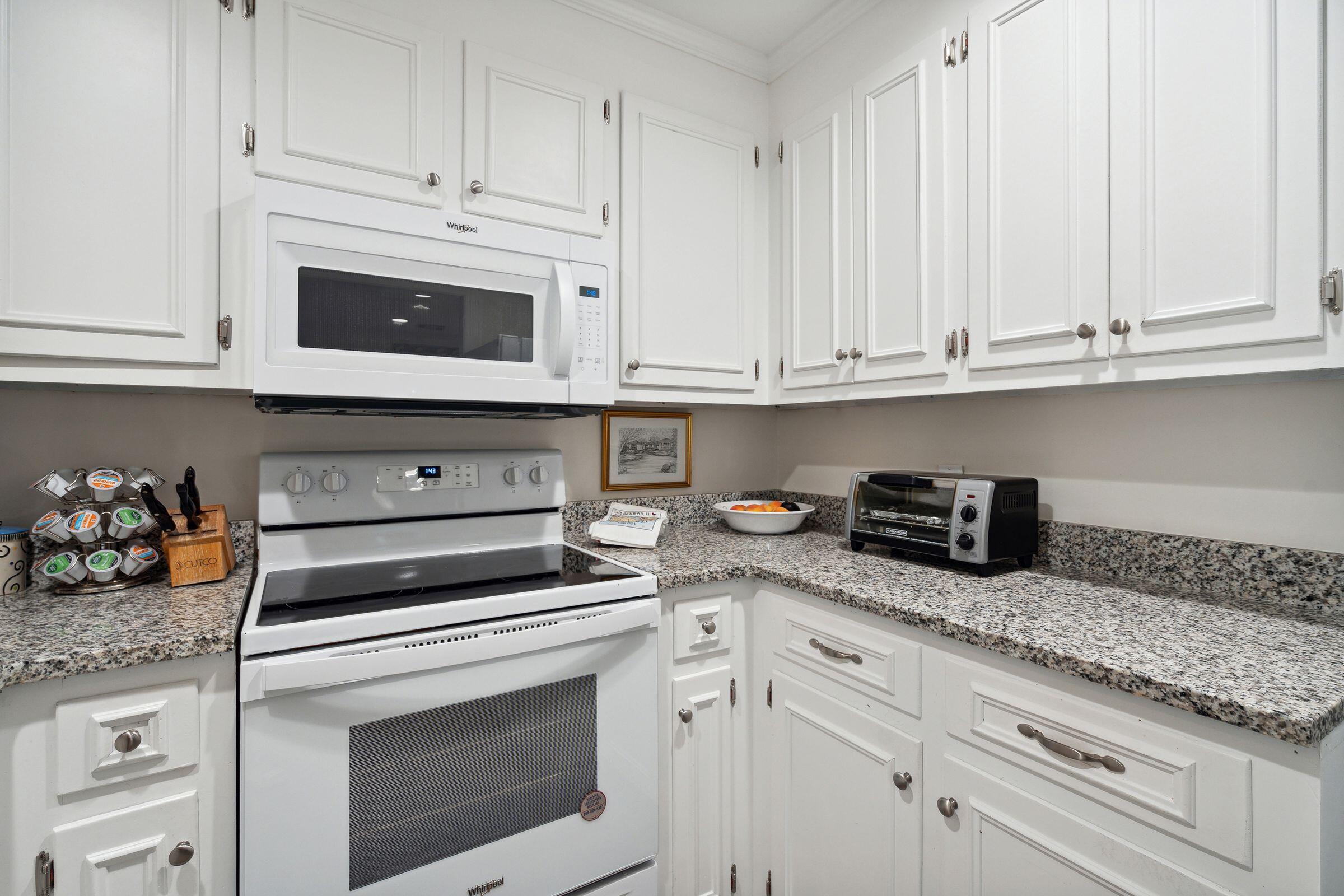 2133 Landfall Way Seabrook Island, SC 29455 - Photo 14 of 44 2133LandfallWay-KeenEyeMarketing-011