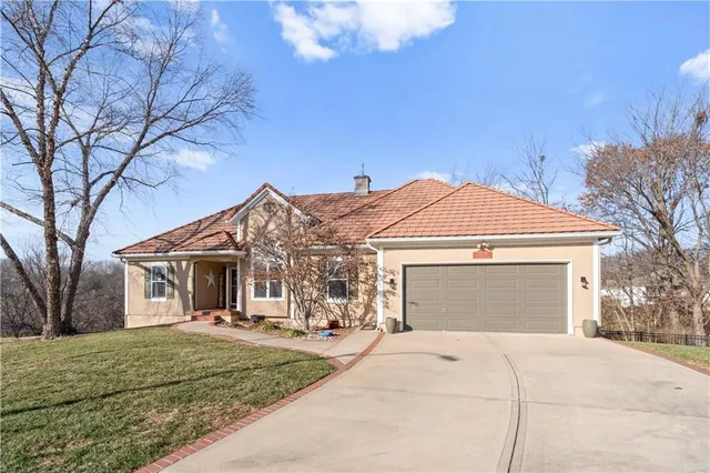 $427,000 | 11700 East 86th Street, Raytown, MO 64138