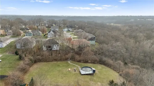 $427,000 | 11700 East 86th Street, Raytown, MO 64138