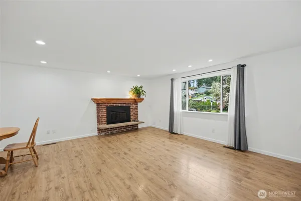 $799,950 | 19026 63rd Street East, Lake Tapps, WA 98391