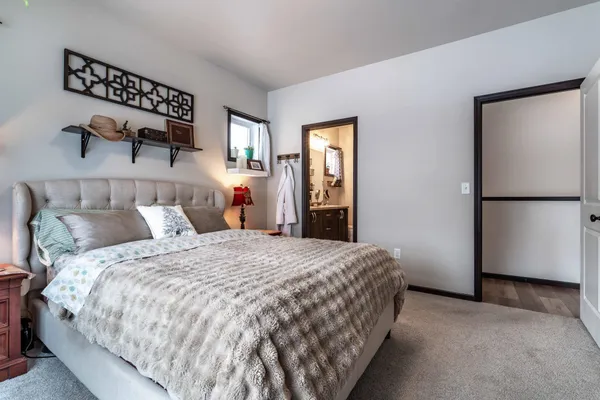 $430,000 | 5219 11th Street West, West Fargo, ND 58078