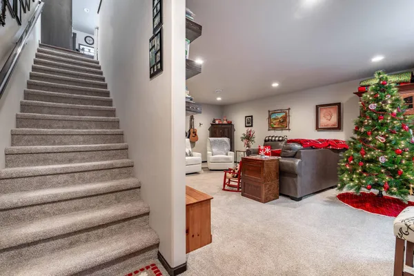 $430,000 | 5219 11th Street West, West Fargo, ND 58078