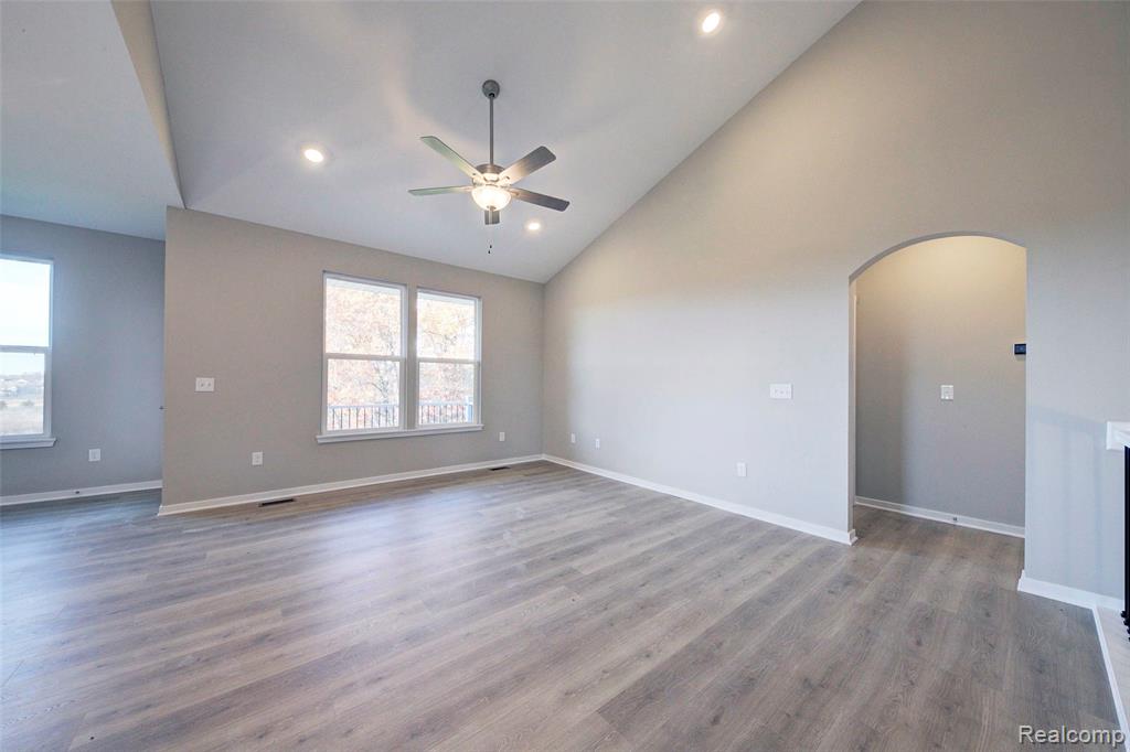 2014 Shale Drive Howell, MI 48843 - Photo 6 of 36