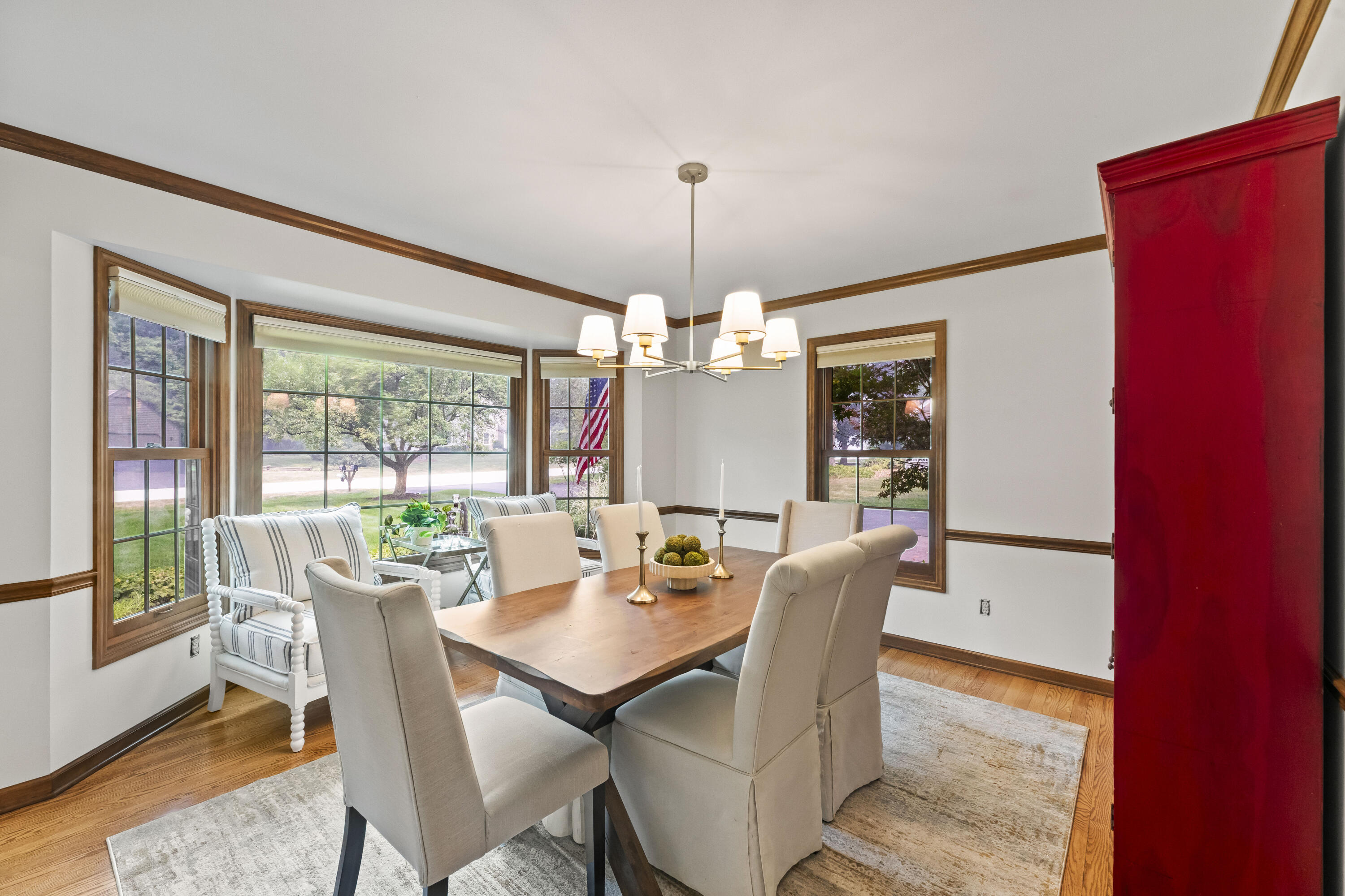 290 Fieldstone Road Delafield, WI 53018 - Photo 3 of 53 Dining Room