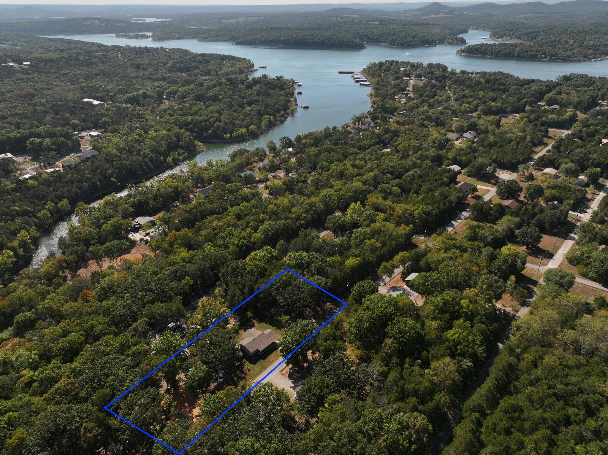 184 South Heatherwood Road Shell Knob, MO 65747 - Photo 4 of 42 dji_fly_20260904_232008_0001_17885513314