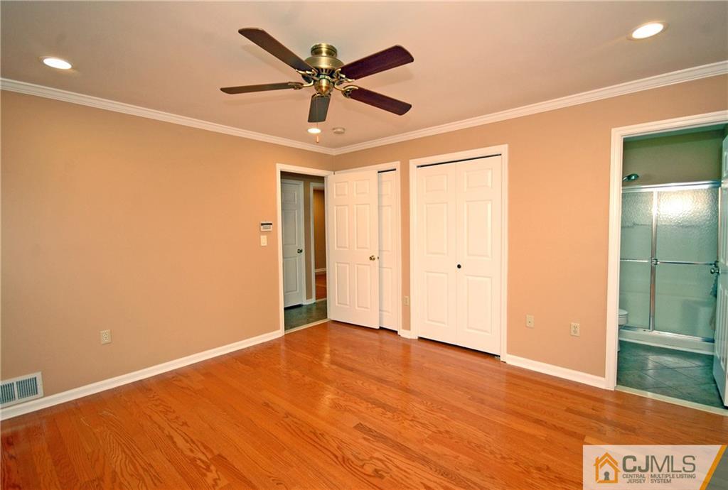 49 Bristol Road Piscataway, NJ 08854 - Photo 8 of 14 Gallery Image 8