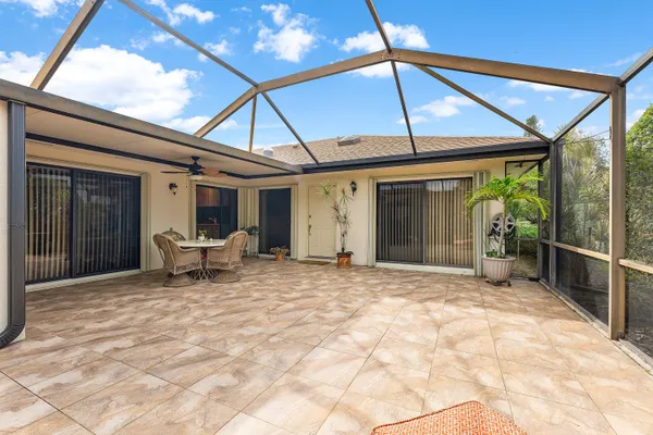 $320,000 | 6222 Southeast Monticello Terrace, Hobe Sound, FL 33455
