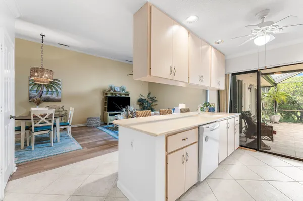 $320,000 | 6222 Southeast Monticello Terrace, Hobe Sound, FL 33455