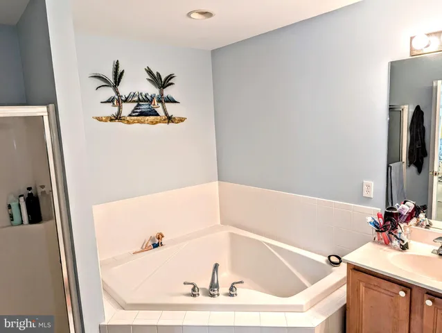 $424,900 | 128 Hingham Lane, Unit 17, Ocean Pines, MD 21811