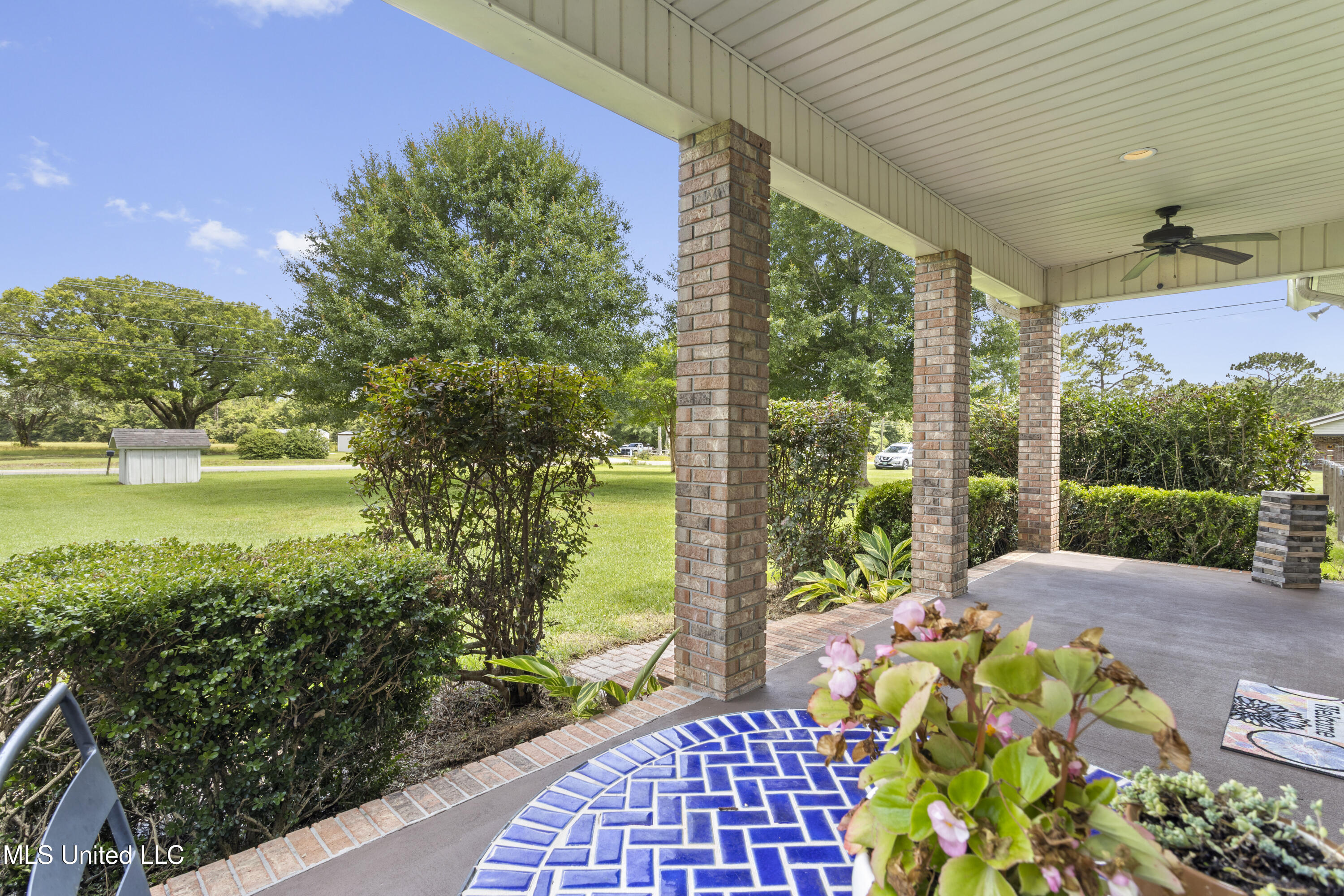12219 County Farm Road Gulfport, MS 39503 - Photo 2 of 30 front porch 005