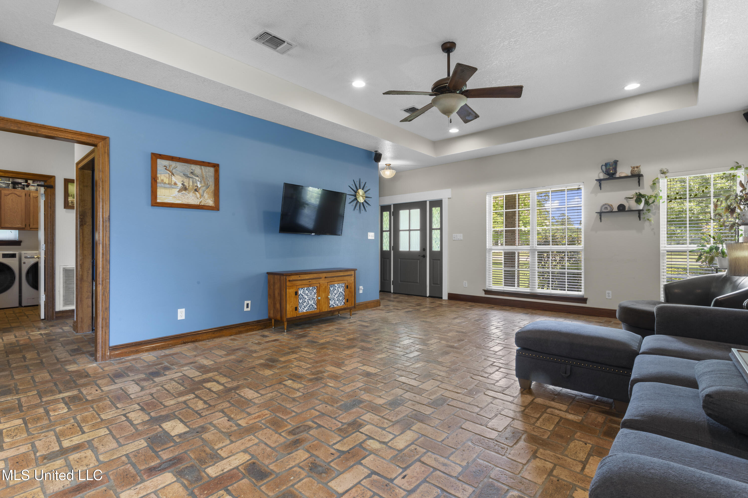12219 County Farm Road Gulfport, MS 39503 - Photo 9 of 30 living 3 011