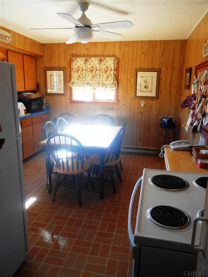 196 New Road Middleburgh, NY 12122 - Photo 8 of 24 Photo 8