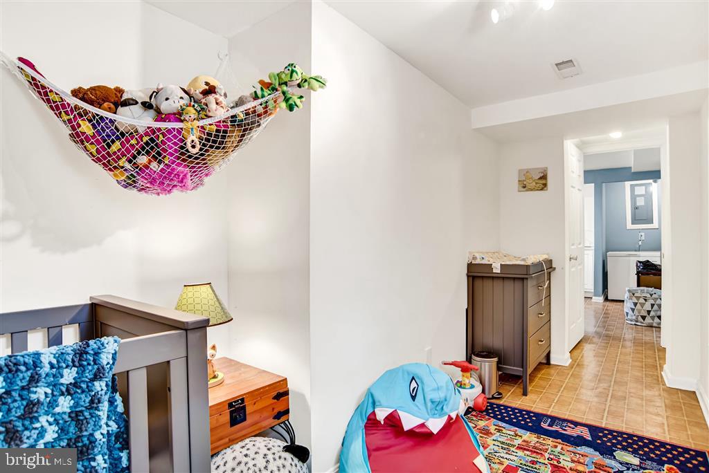 2710 Fenimore Road Silver Spring, MD 20902 - Photo 20 of 23 Gallery Image 20