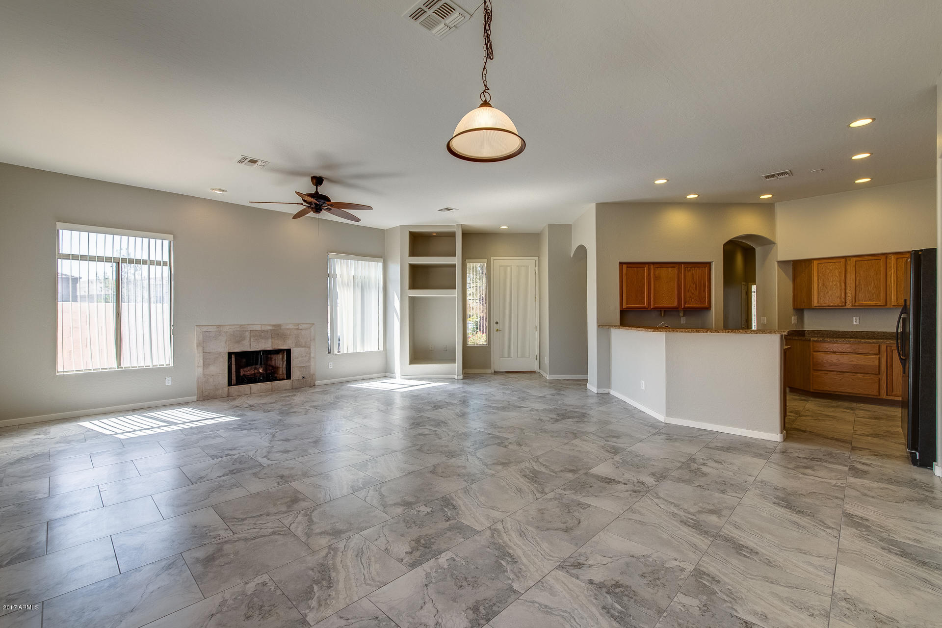 3825 East Carson Road Phoenix, AZ 85042 - Photo 7 of 31 ChaseCapture-7