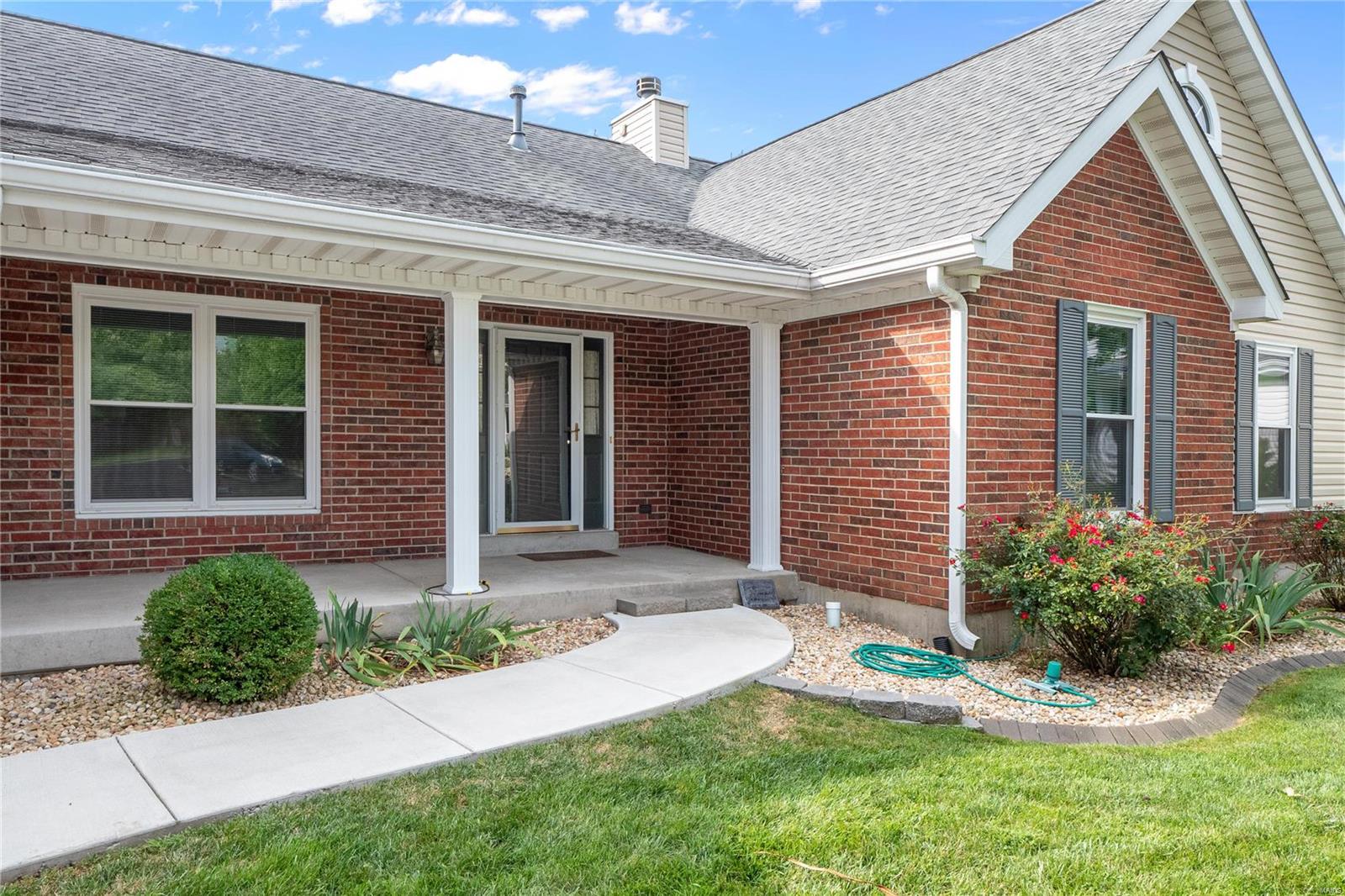 433 Deer Creek Road O'Fallon, IL 62269 - Photo 2 of 37 Gallery Image 2
