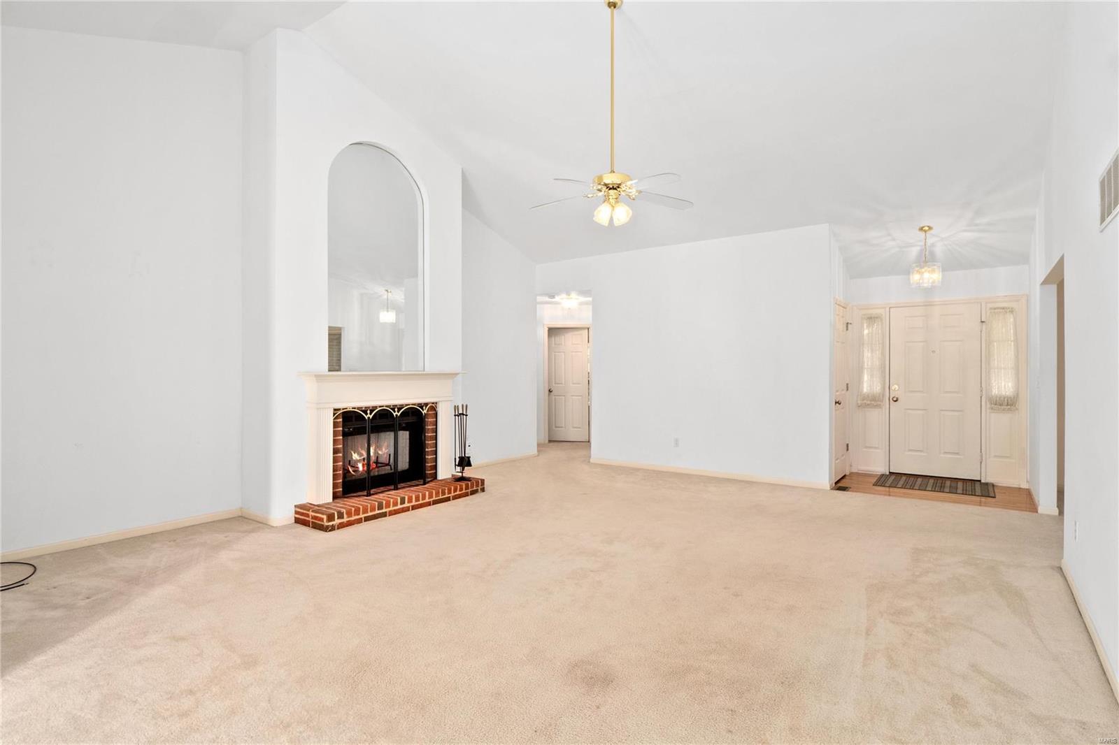 433 Deer Creek Road O'Fallon, IL 62269 - Photo 13 of 37 Gallery Image 13