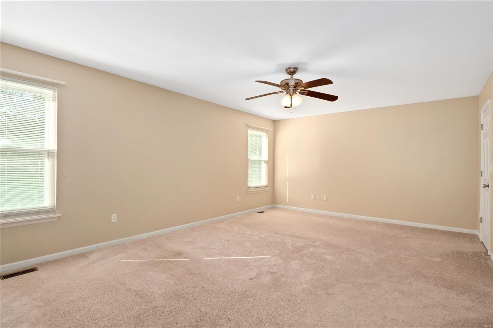 433 Deer Creek Road O'Fallon, IL 62269 - Photo 18 of 37 Gallery Image 18