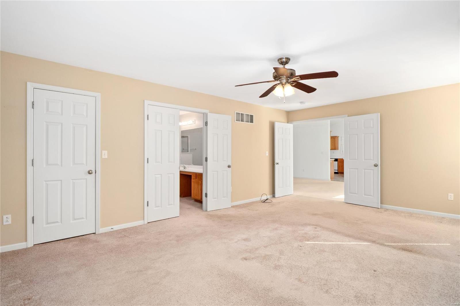 433 Deer Creek Road O'Fallon, IL 62269 - Photo 19 of 37 Gallery Image 19