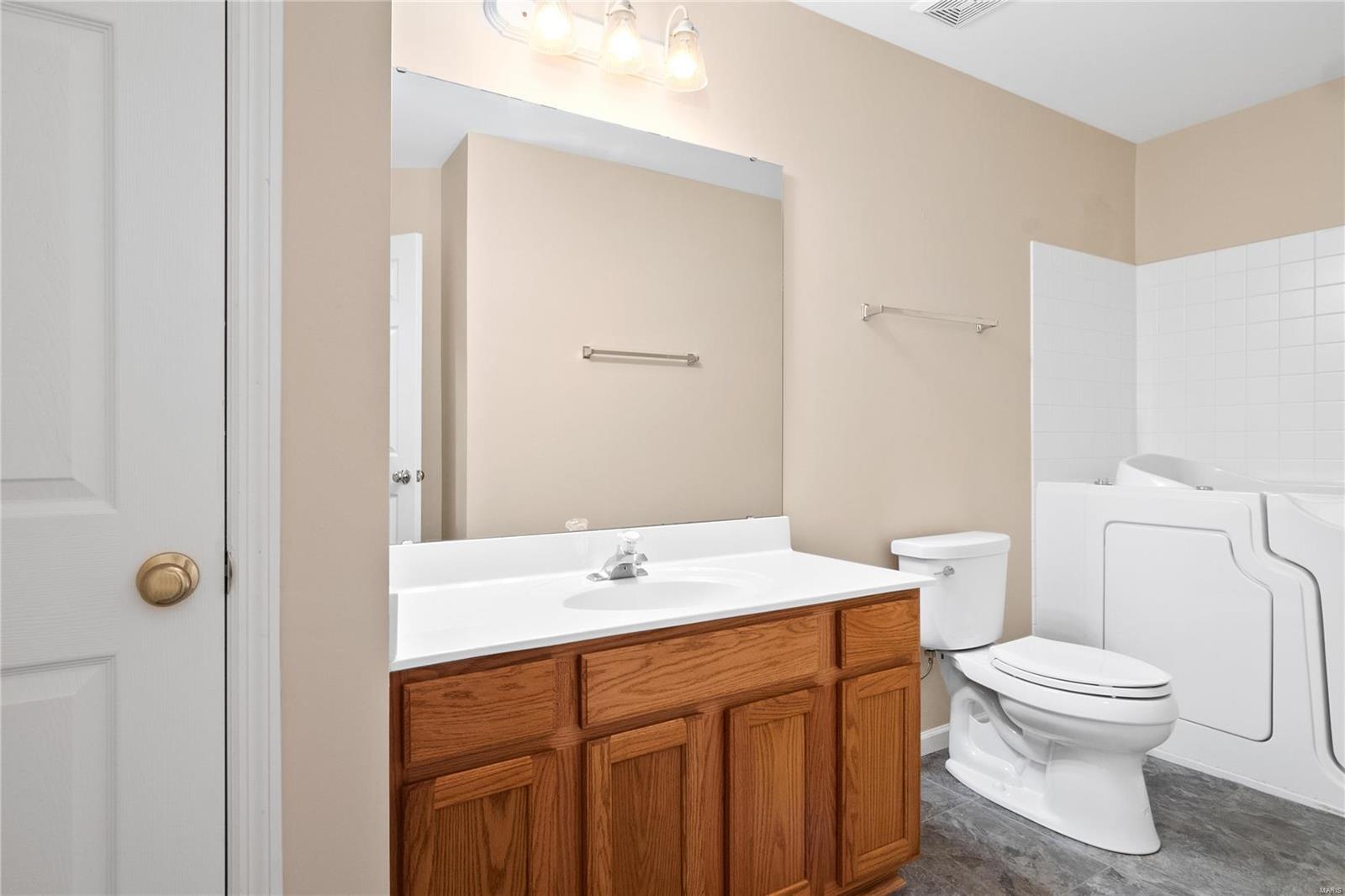 433 Deer Creek Road O'Fallon, IL 62269 - Photo 24 of 37 Gallery Image 24