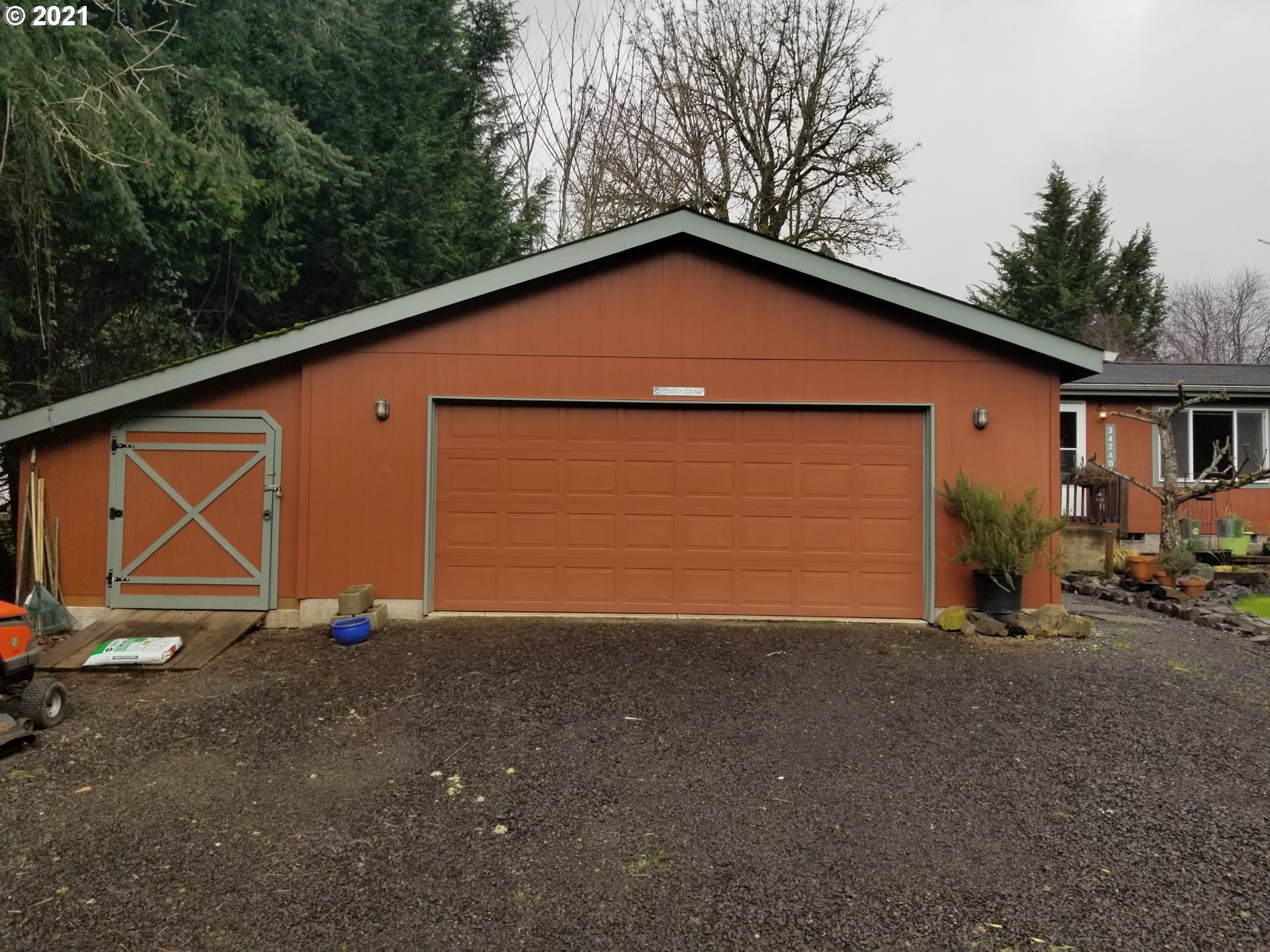 34249 Ford Mill Road Lebanon, OR 97355 - Photo 3 of 31