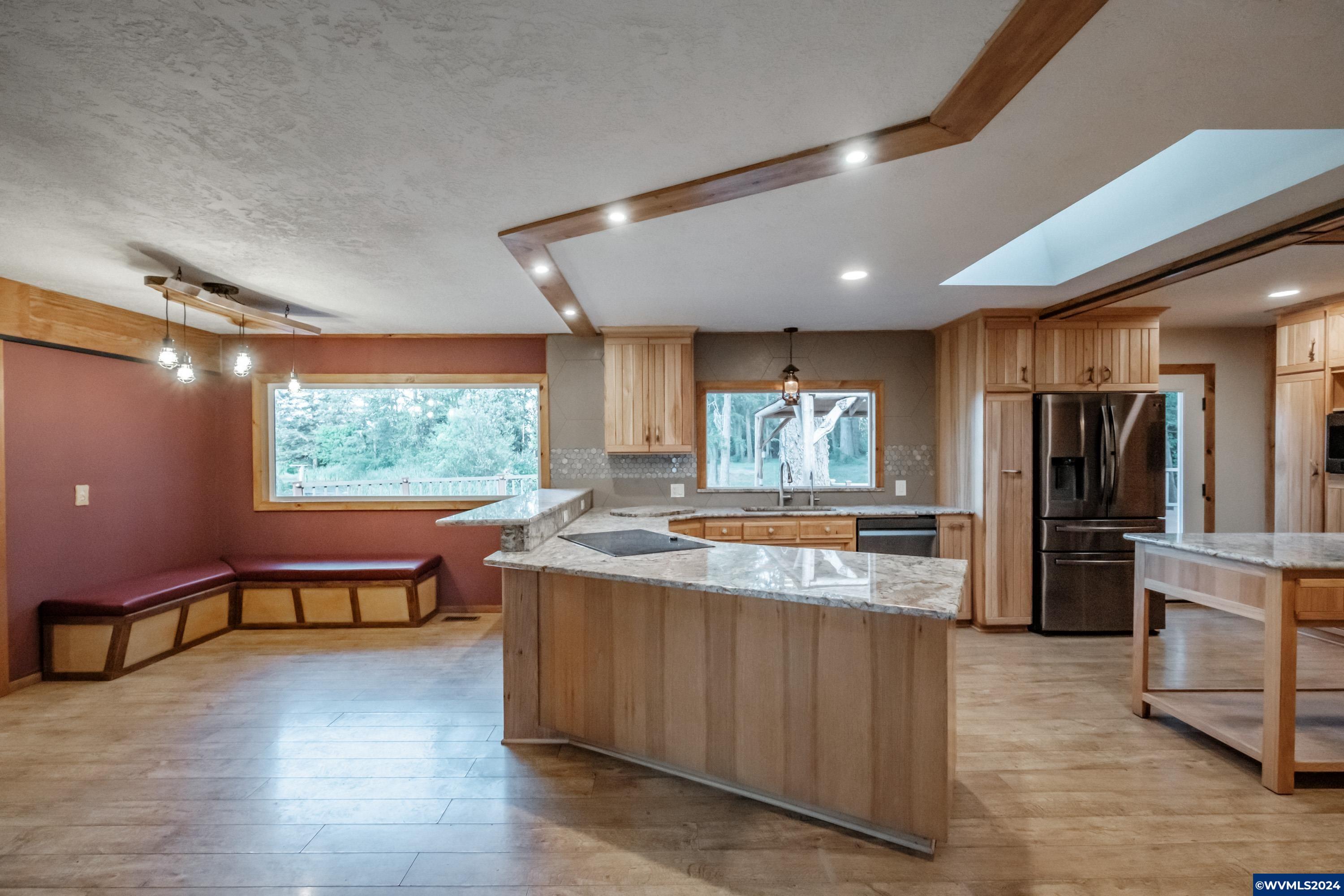33997 Totem Pole Road Lebanon, OR 97355 - Photo 4 of 41