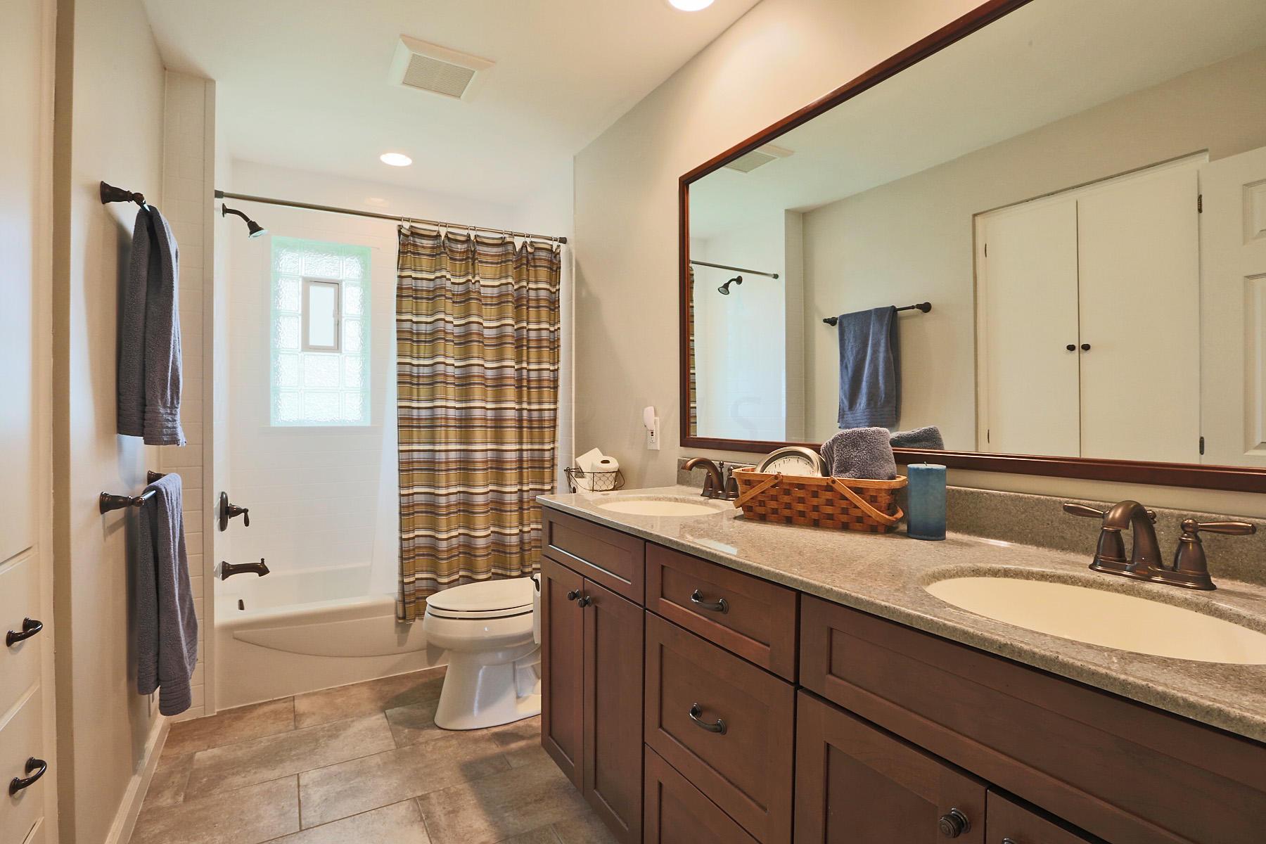 2893 North Star Road Columbus, OH 43221 - Photo 14 of 21 Gallery Image 14