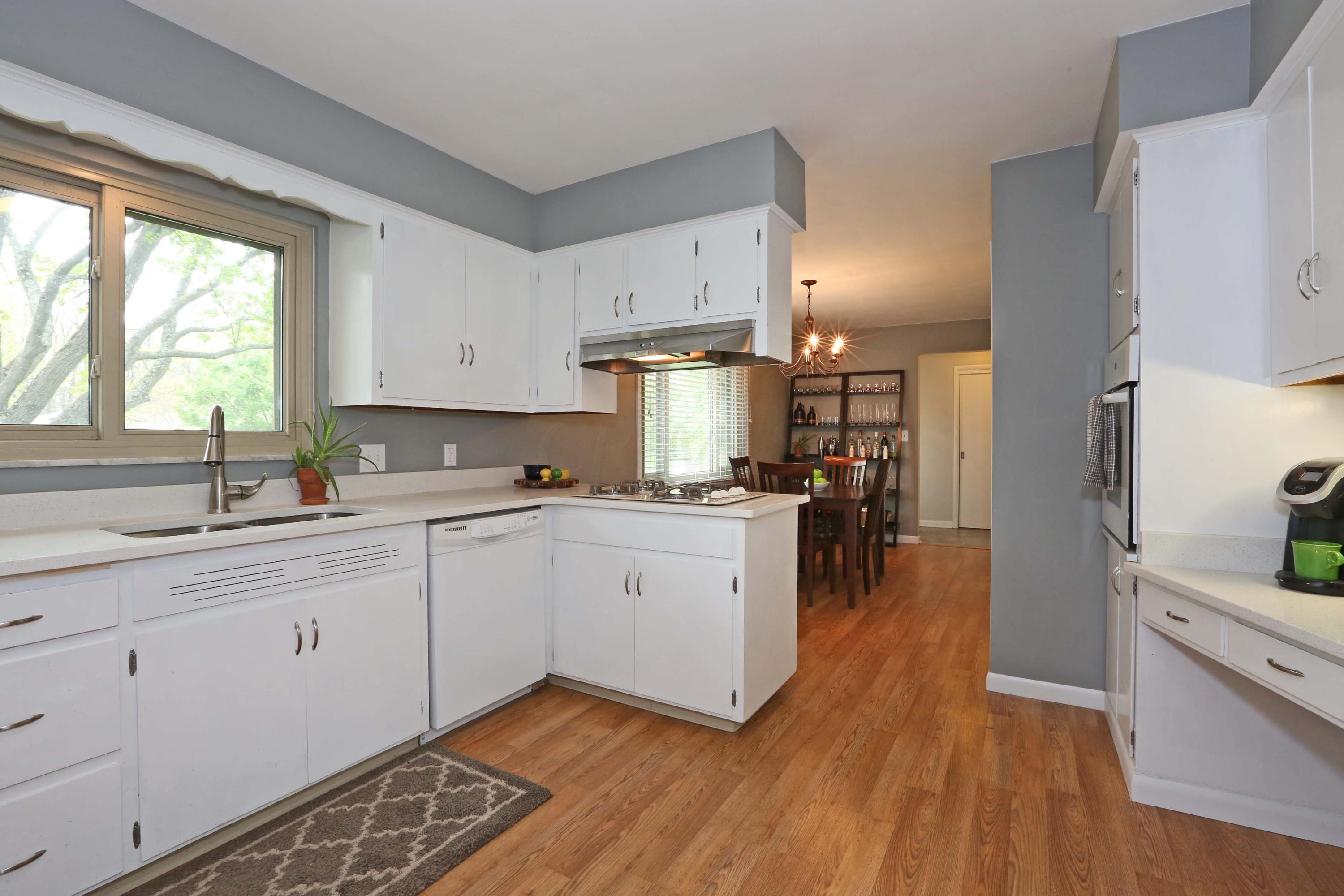 2893 North Star Road Columbus, OH 43221 - Photo 4 of 21 Gallery Image 4