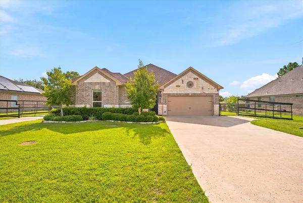 $749,900 | 11215 Mason Drive, Lavon, TX 75166