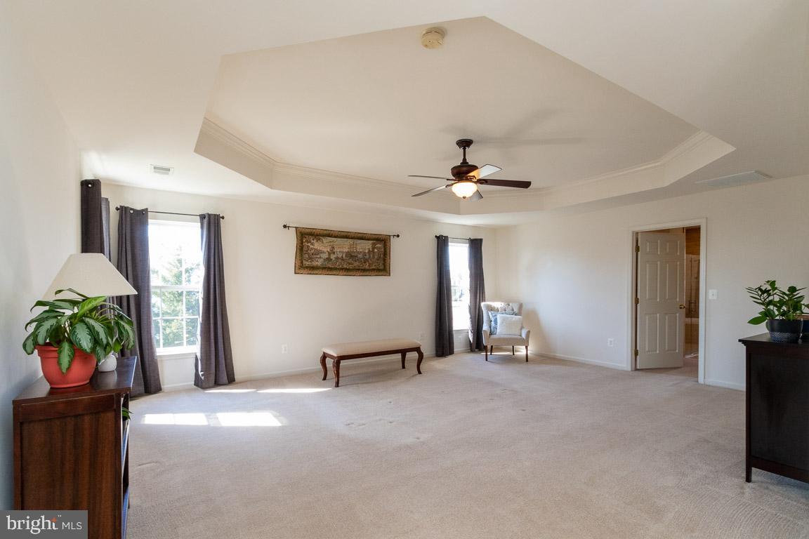 4623 Spring Run Road Warrenton, VA 20187 - Photo 21 of 53 Mater suite (envision bed!)