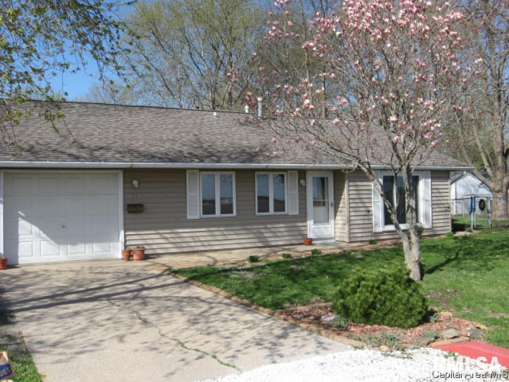 51 County Road Chatham, IL 62629 - Photo 1 of 1 Gallery Image 1