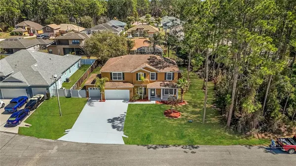 $589,000 | 4 Lake Charles Place, Palm Coast, FL 32137