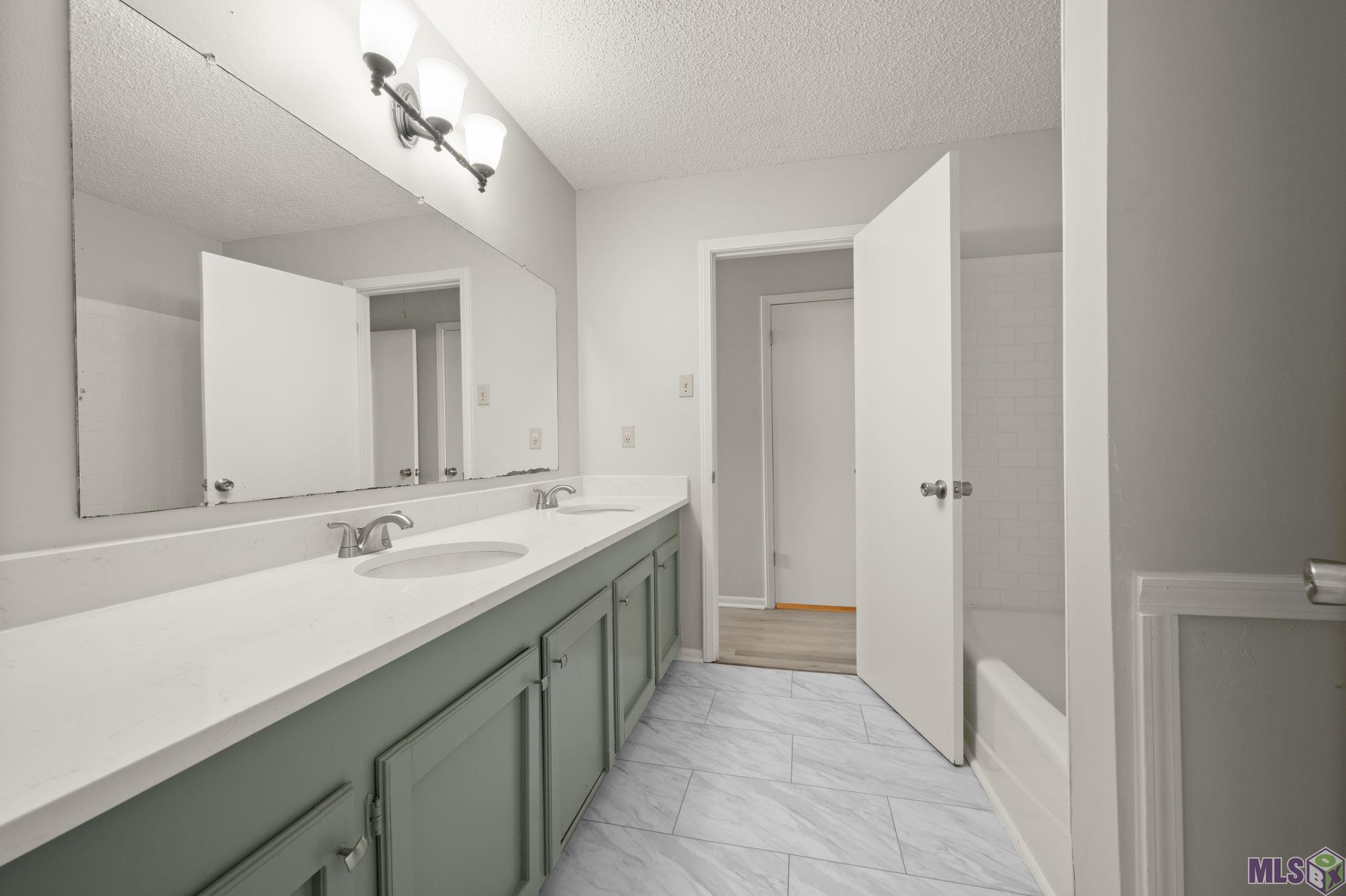 2344 Brightside Drive Baton Rouge, LA 70820 - Photo 14 of 18 Gallery Image 14