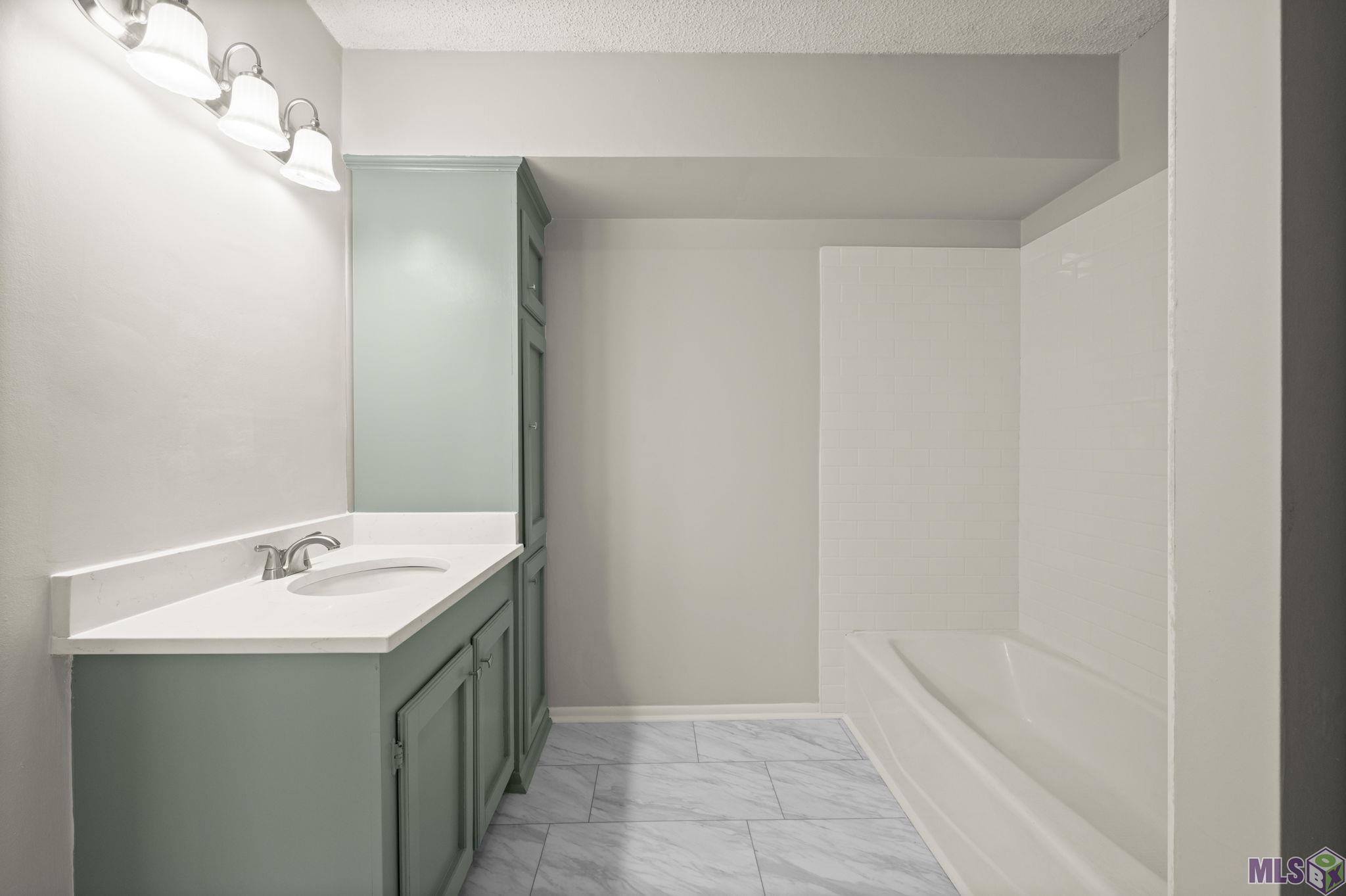 2344 Brightside Drive Baton Rouge, LA 70820 - Photo 10 of 18 Gallery Image 10