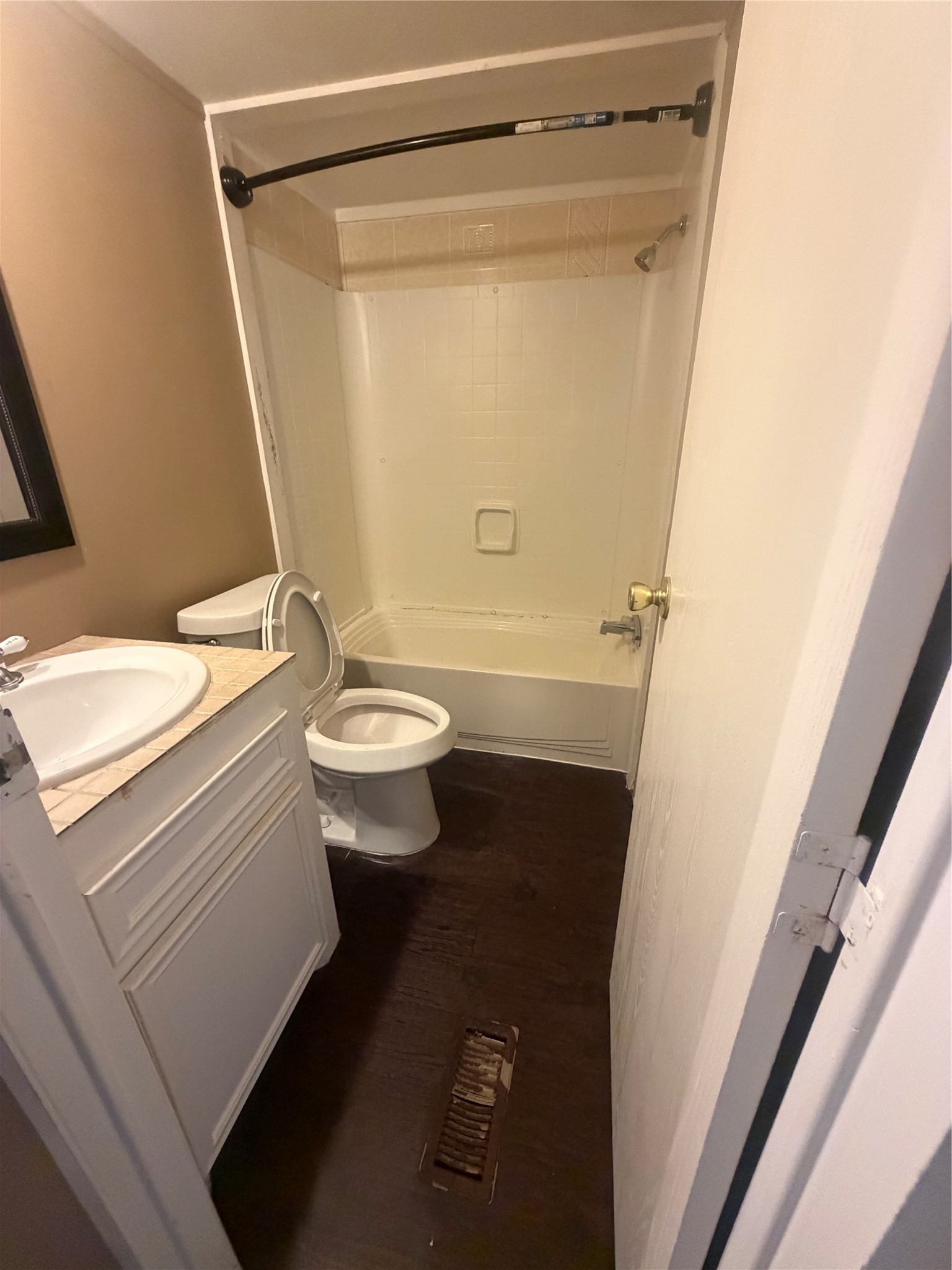 601 Clear Lake Road, Unit D Highlands, TX 77562 - Photo 10 of 12