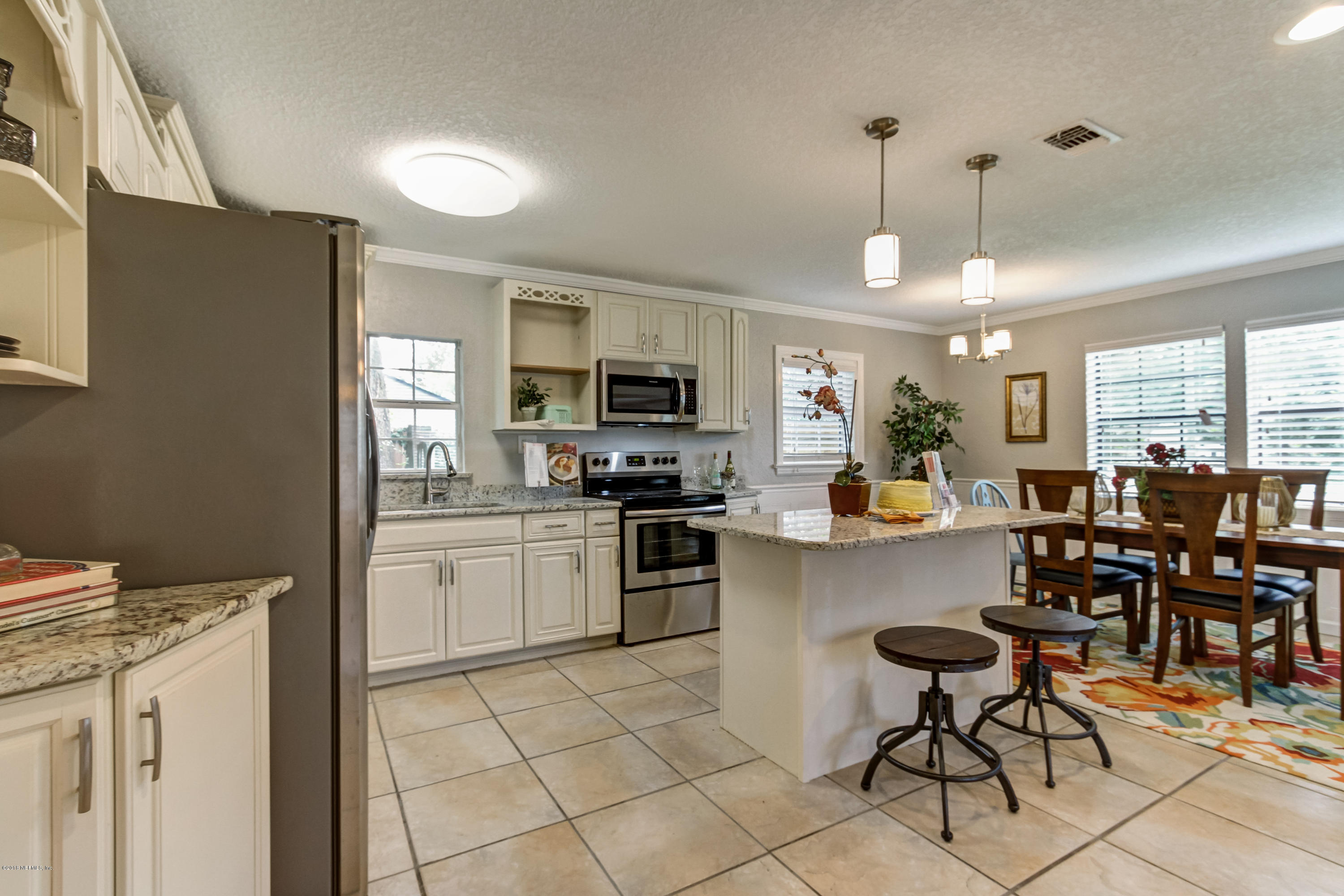 2586 Peach Drive Jacksonville, FL 32246 - Photo 13 of 32 Great Entertainment