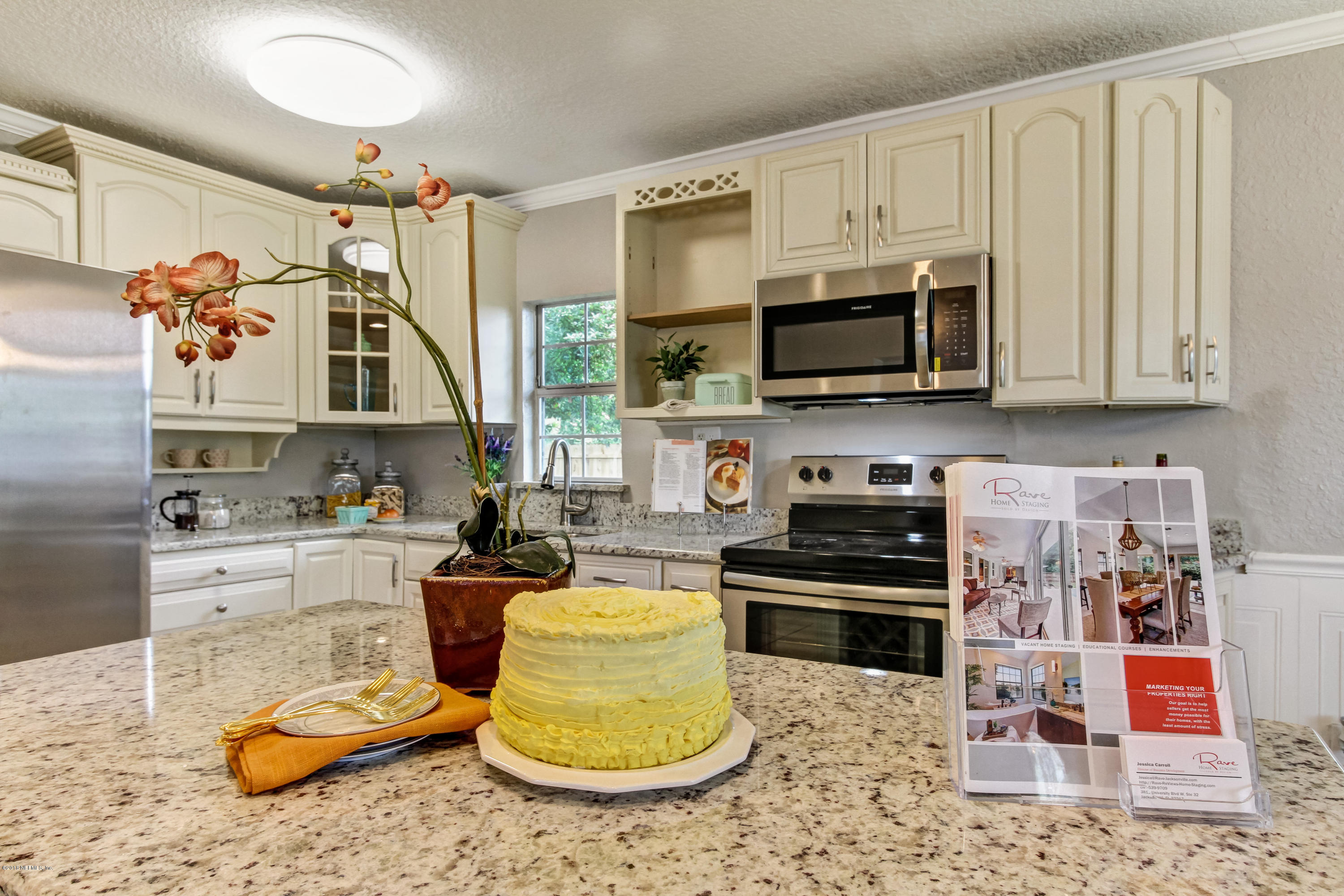 2586 Peach Drive Jacksonville, FL 32246 - Photo 14 of 32 Rave Home Staging of Jacksonville