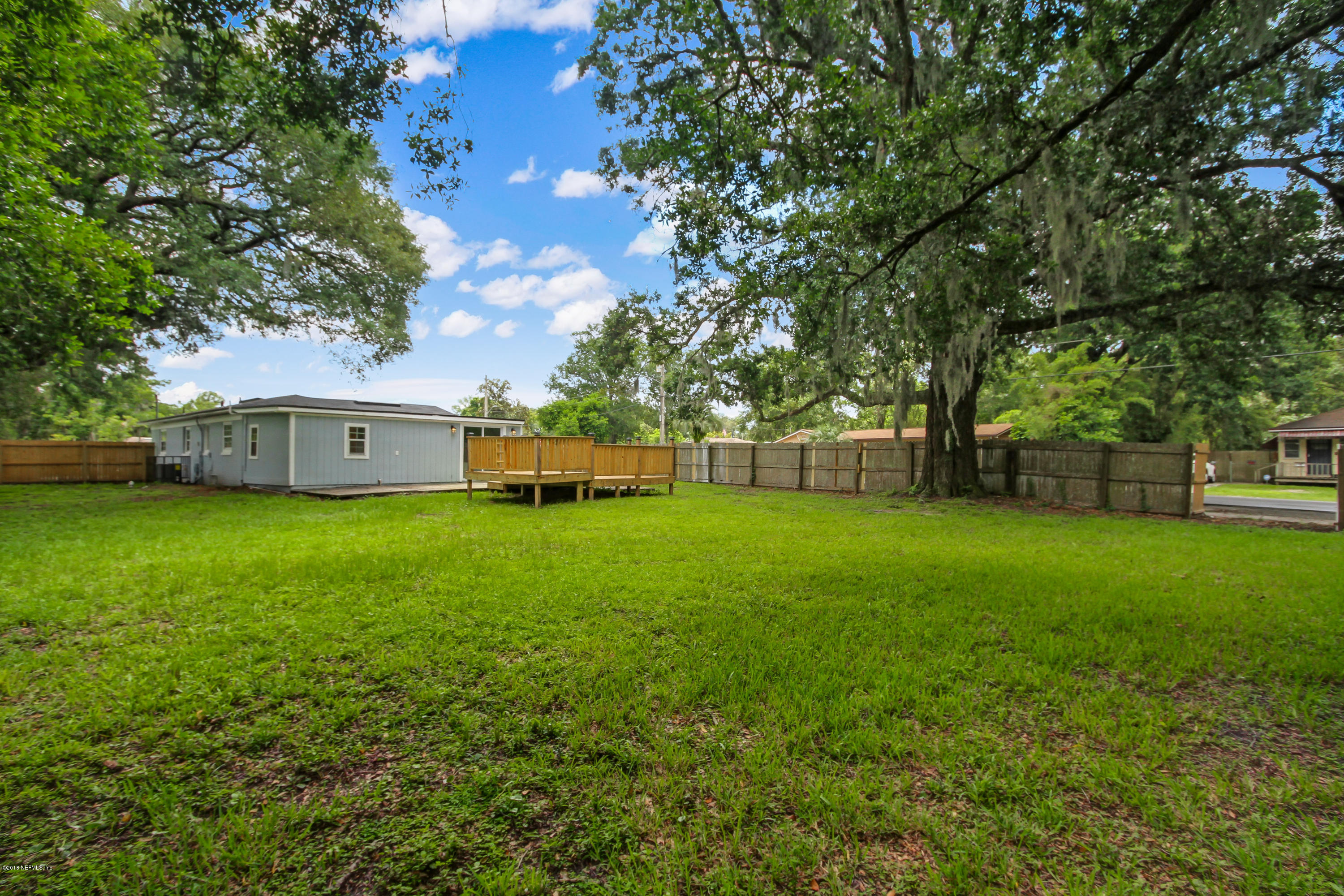 2586 Peach Drive Jacksonville, FL 32246 - Photo 31 of 32 2nd Gate for Backyard