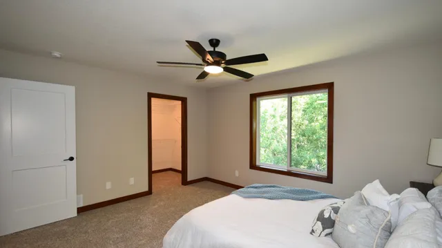 $324,900 | 2031 East 20th Street, Zumbrota, MN 55992