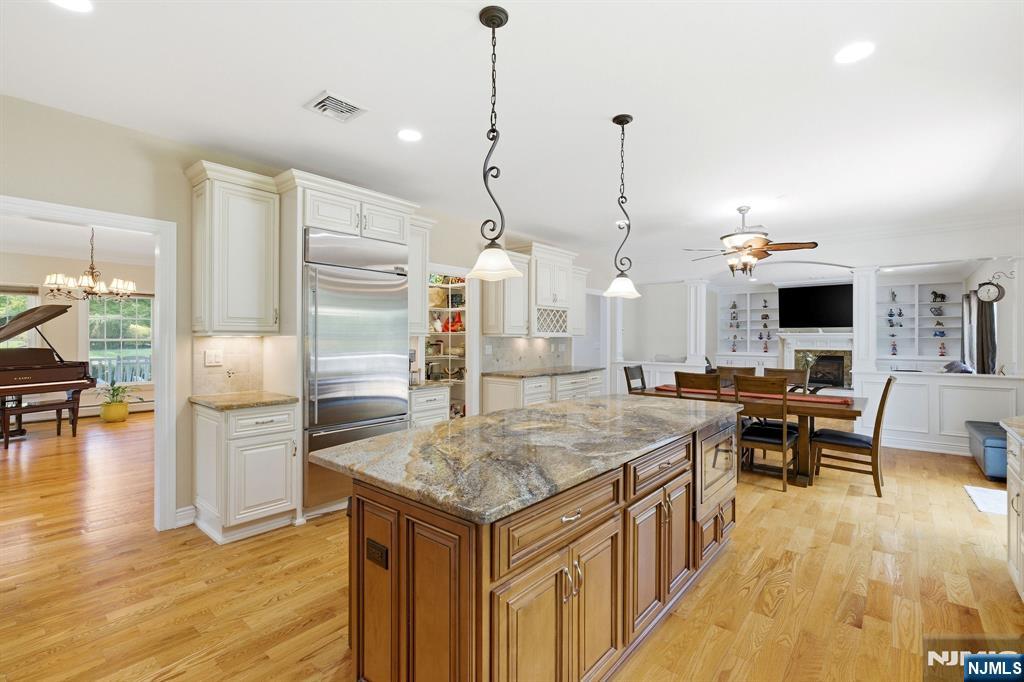 42 Spring Valley Road Montvale, NJ 07645 - Photo 7 of 50