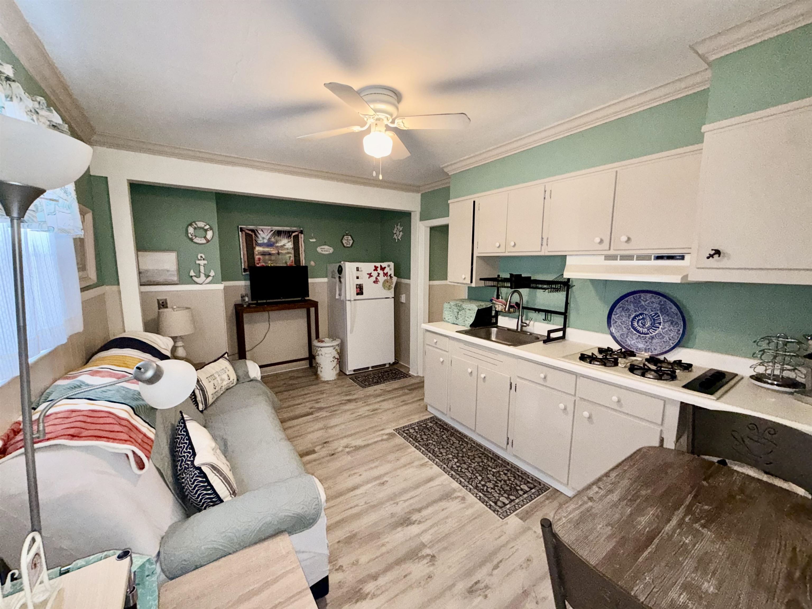 302 East Buttercup Road, Unit 6 Wildwood Crest, NJ 08260 - Photo 10 of 19