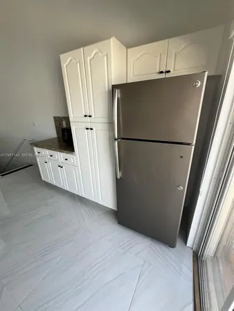 $2,300 | 7526 West 20th Avenue, Unit 203, Hialeah, FL 33016