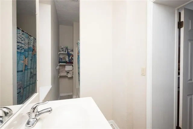 $215,000 | 214 East 13th Street, Higginsville, MO 64037