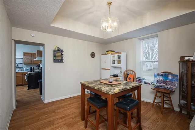 $215,000 | 214 East 13th Street, Higginsville, MO 64037