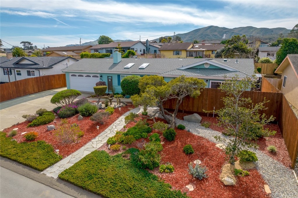 765 Lilac Drive Los Osos, CA 93402 - Photo 44 of 54 a view of a city with mountains in the background