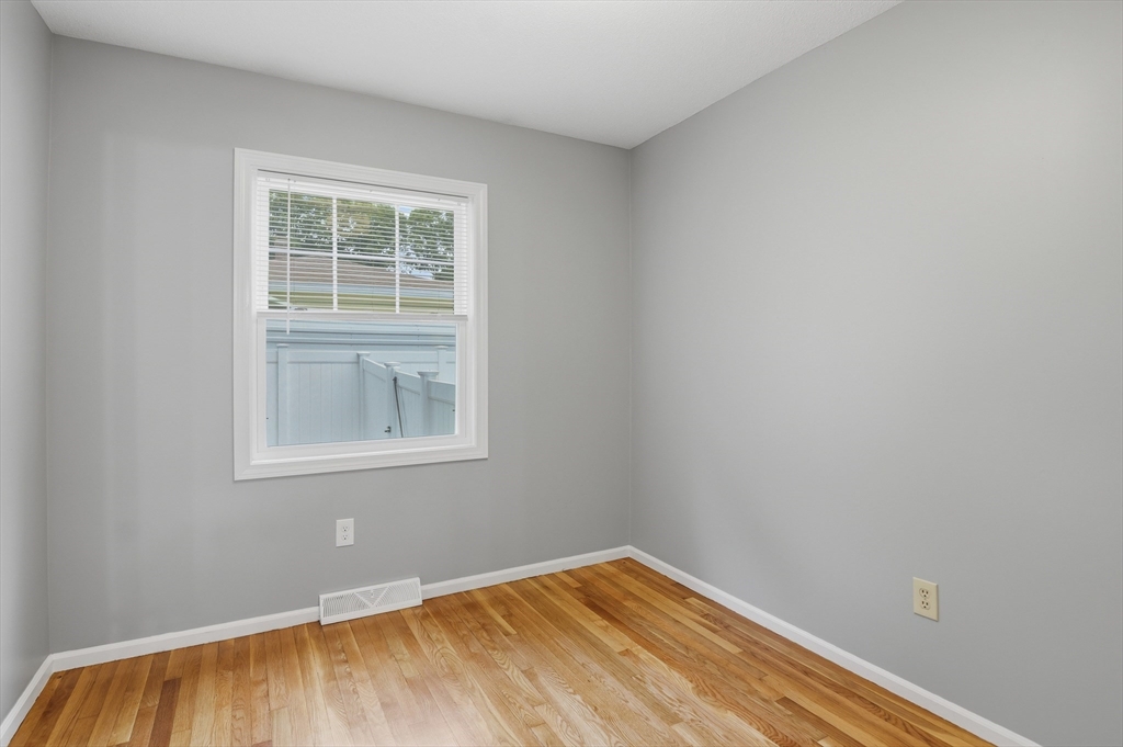 3 Hingham Road, Unit 1 Worcester, MA 01606 - Photo 22 of 35