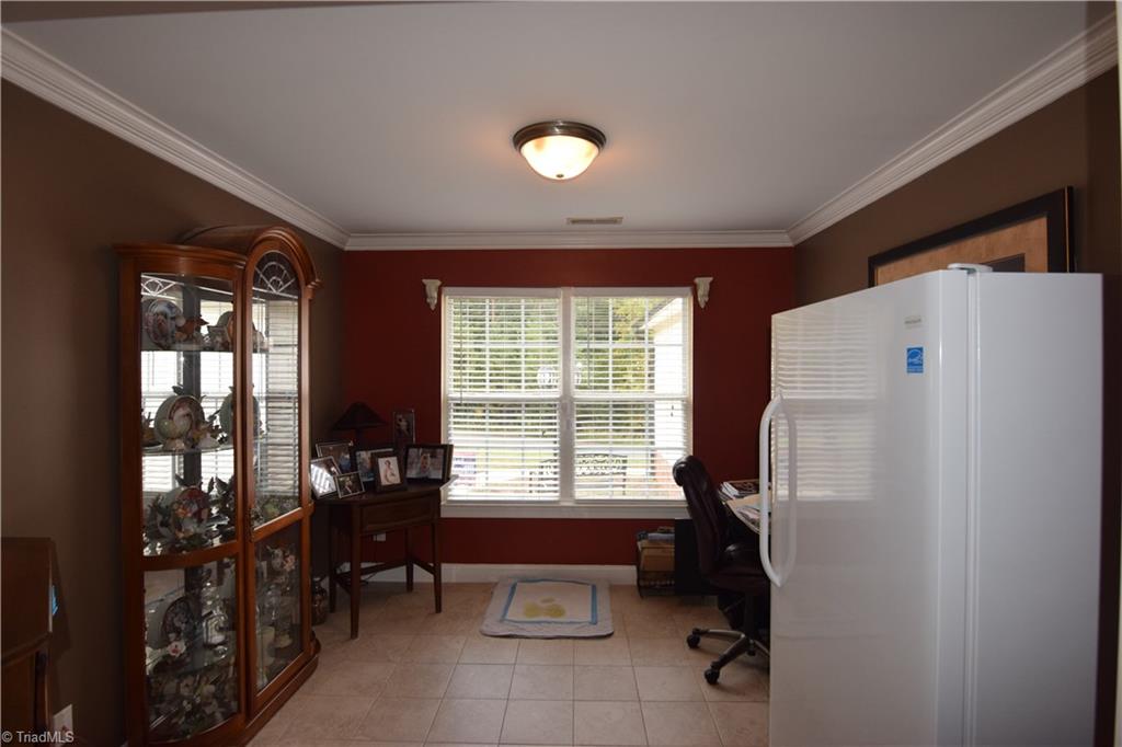 9568 Oakbrook Ridge Rural Hall, NC 27045 - Photo 10 of 16