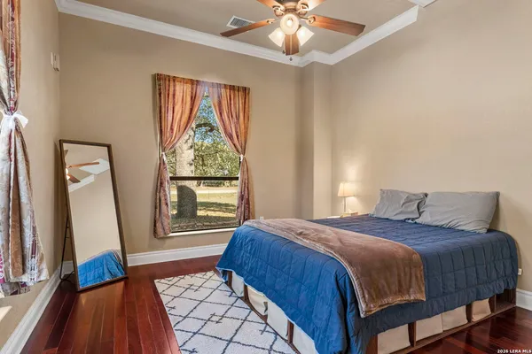 $650,000 | 141 County Road 6869, Natalia, TX 78059