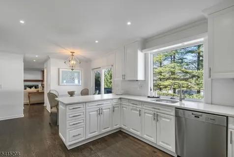 $1,585,000 | 1 Morningside Drive, Livingston, NJ 07039