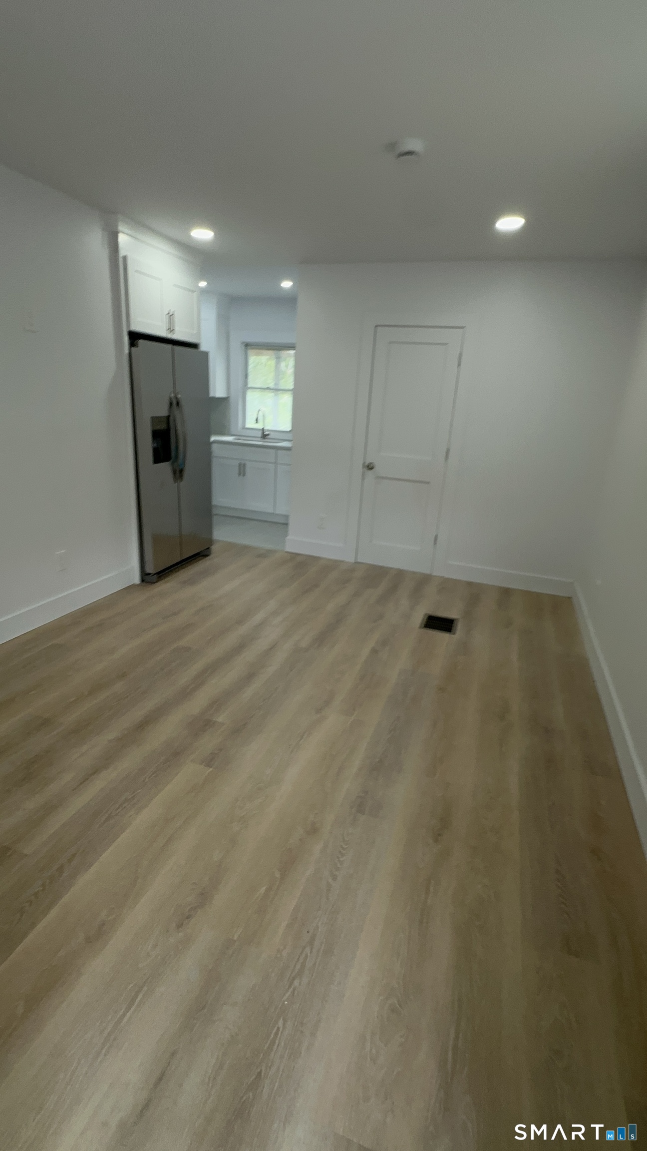 26 Rowan Street, Unit 1 Norwalk, CT 06855 - Photo 6 of 11