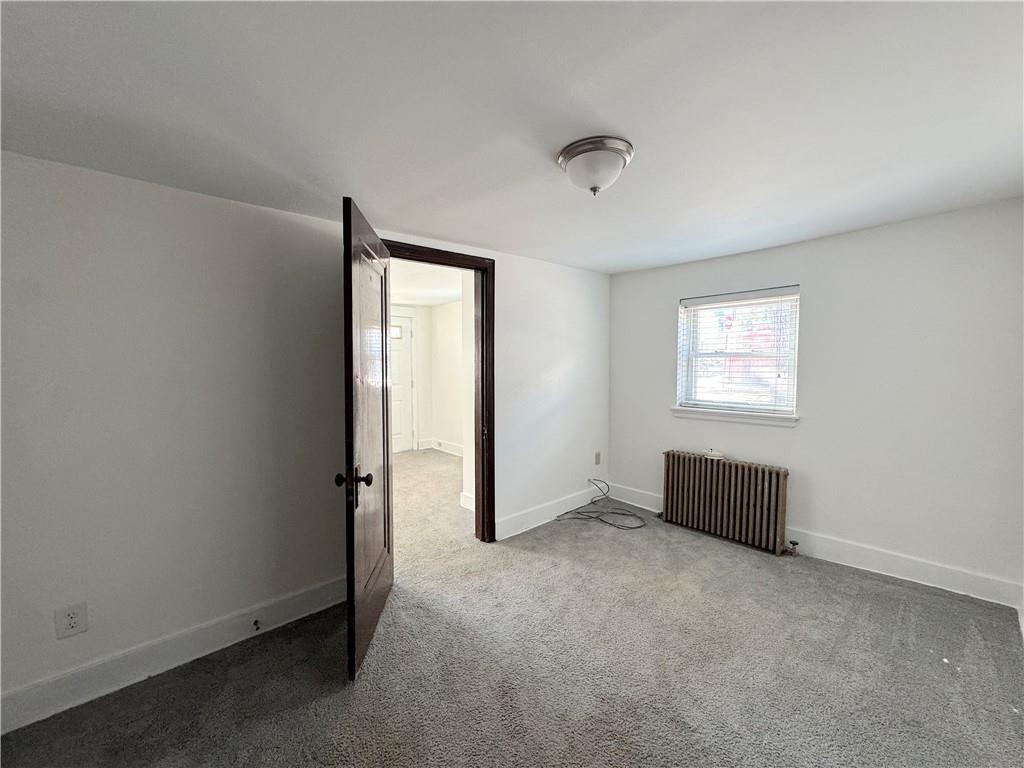 30 South 13th Street Pittsburgh, PA 15203 - Photo 11 of 13 an empty room with windows